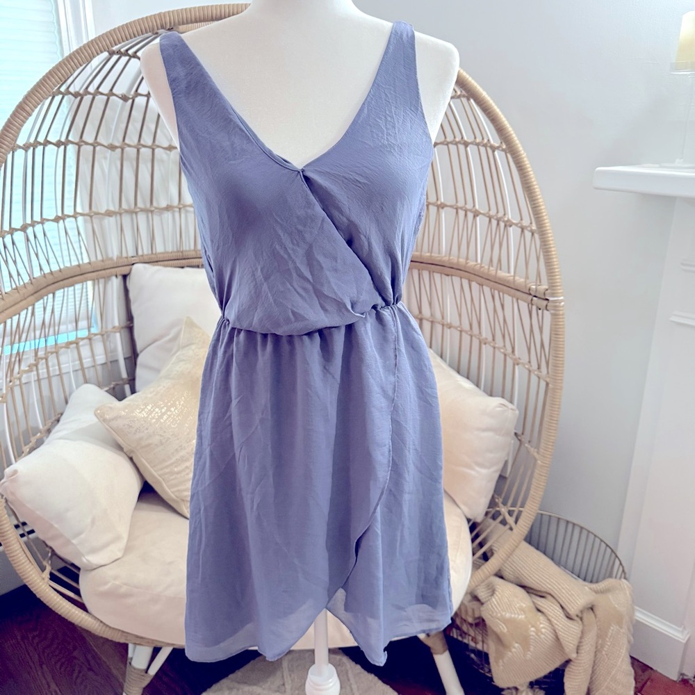 H&M Lavender Purple V-Neck Sleeveless Mini Dress Women’s Size 4